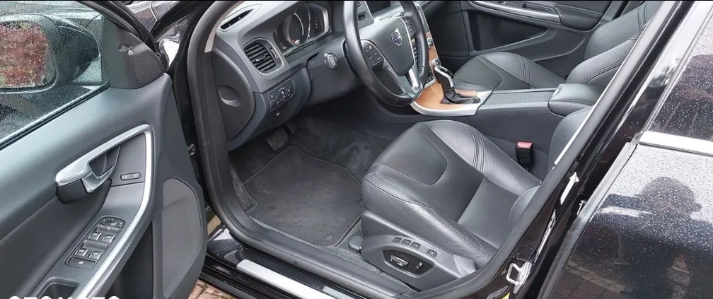 Volvo S60 cena 92000 przebieg: 34000, rok produkcji 2017 z Kraków małe 596